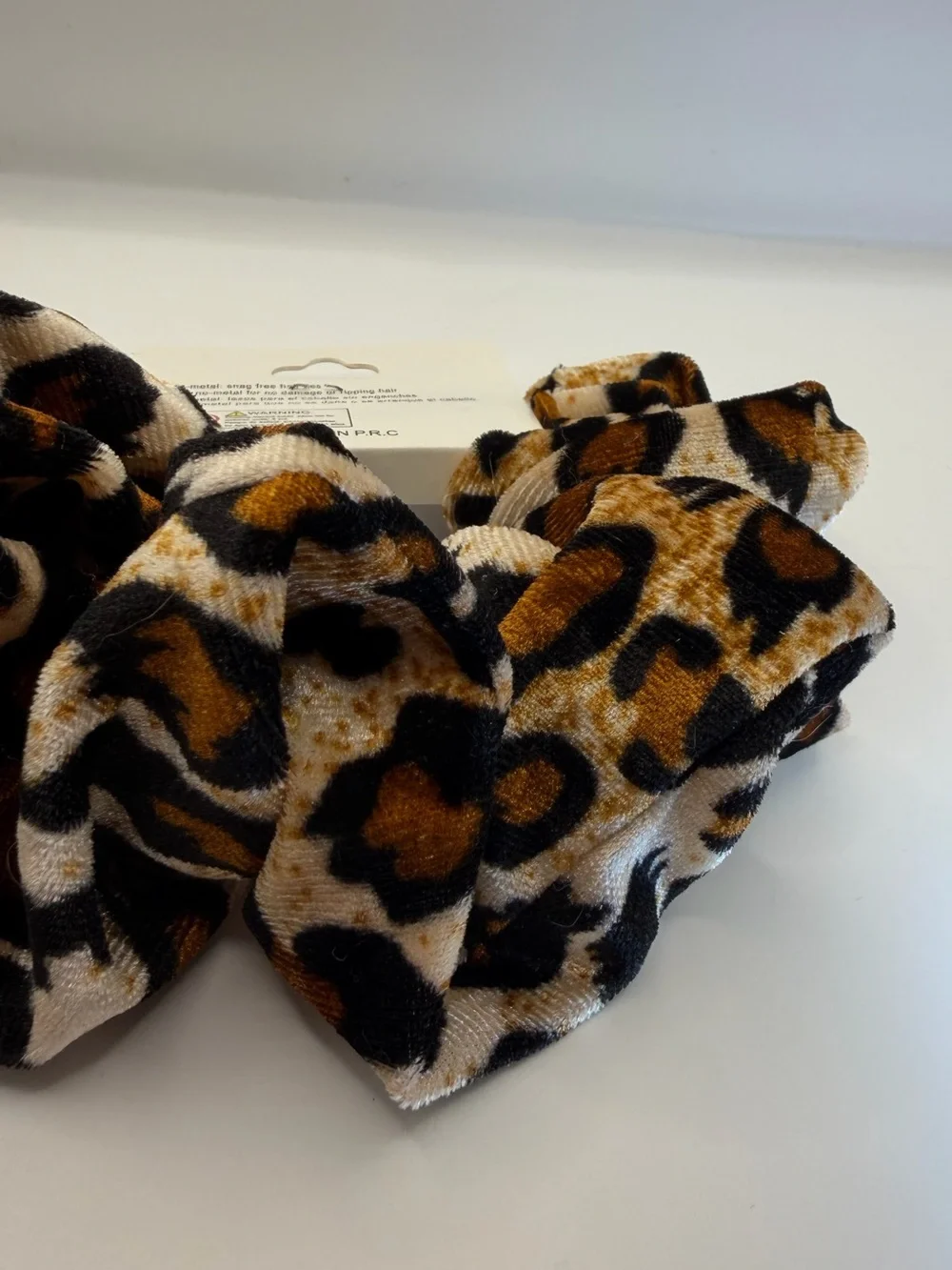 Pastel Collection Leopard Print Velvet Scrunchie Hair Tie NWT